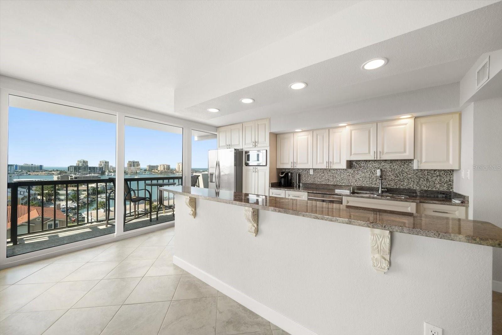 400 ISLAND WAY #901, CLEARWATER BEACH, FL, 33767