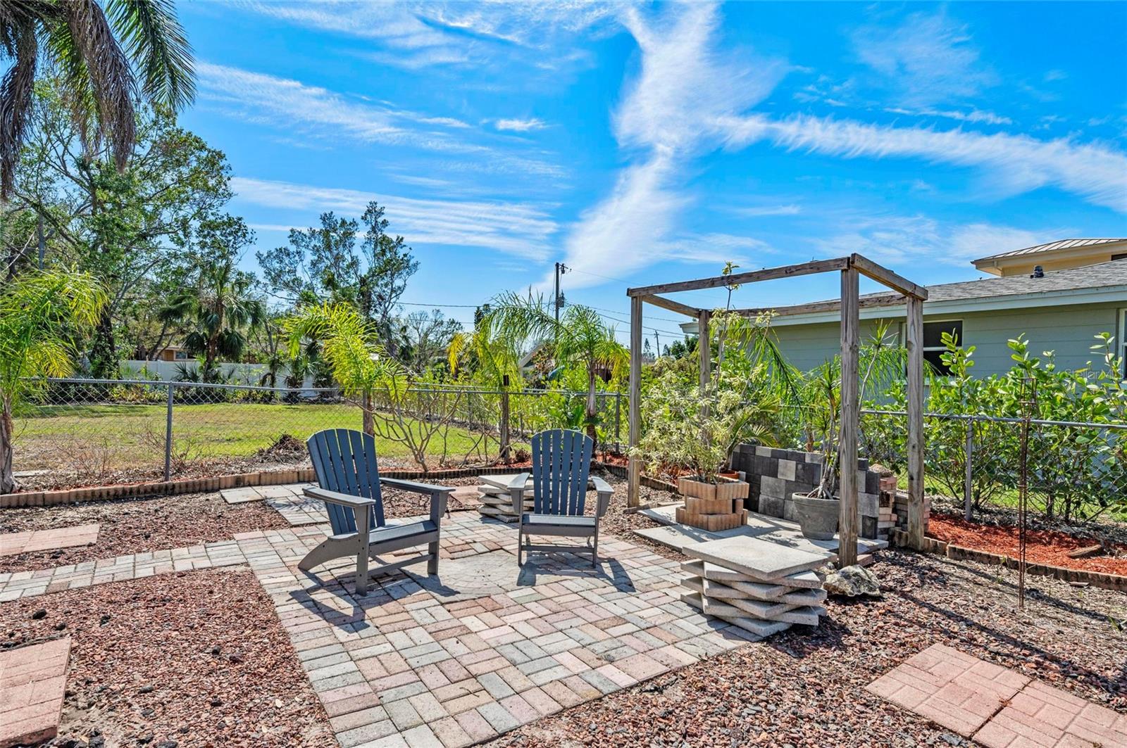 2014 RIVERSIDE DR E, BRADENTON, FL, 34208