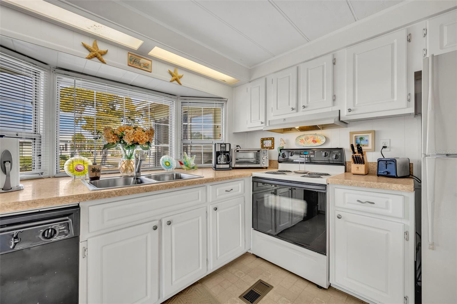 G5104776 Property Photo