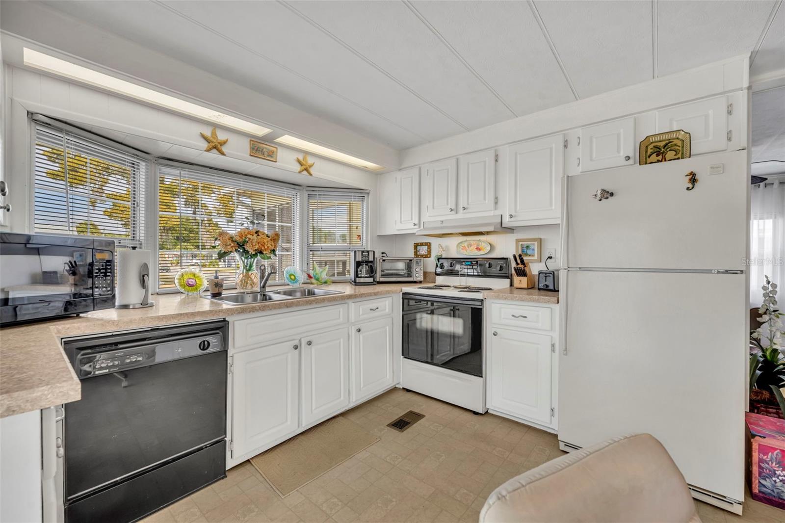 G5104776 Property Photo