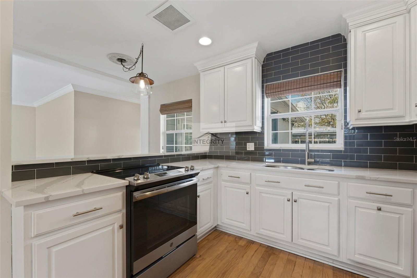 4619 W BAY VILLA AVE, TAMPA, FL, 33611