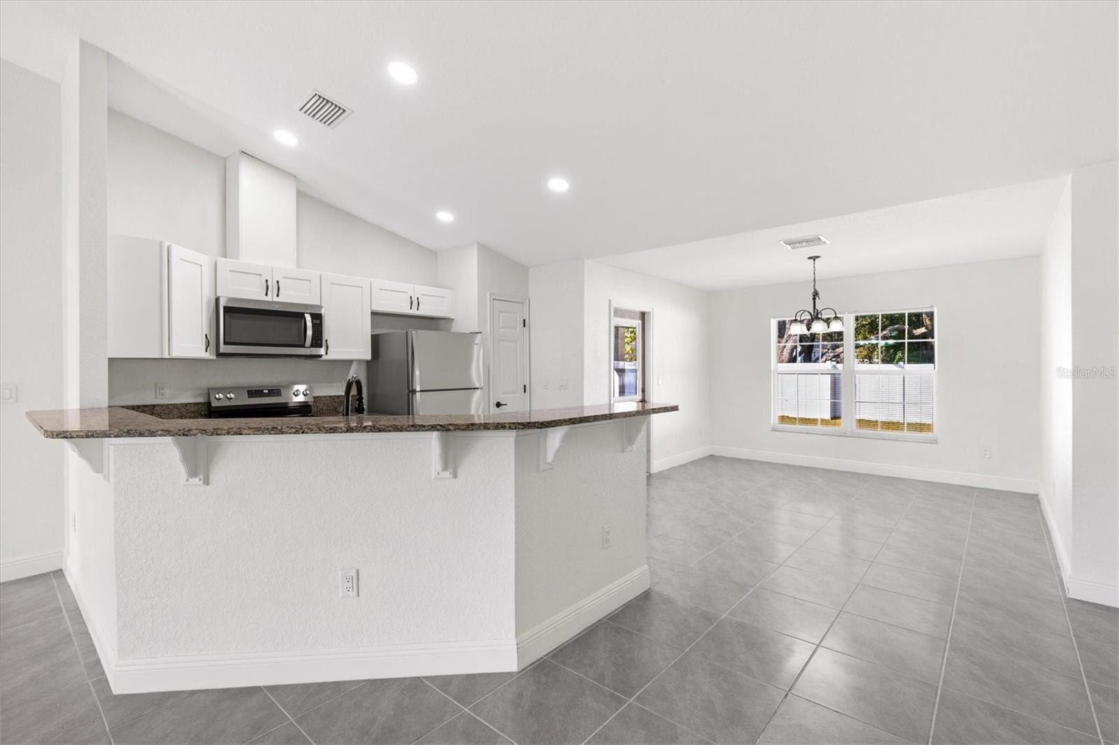 8961 SE HIGHWAY 42, SUMMERFIELD, FL, 34491