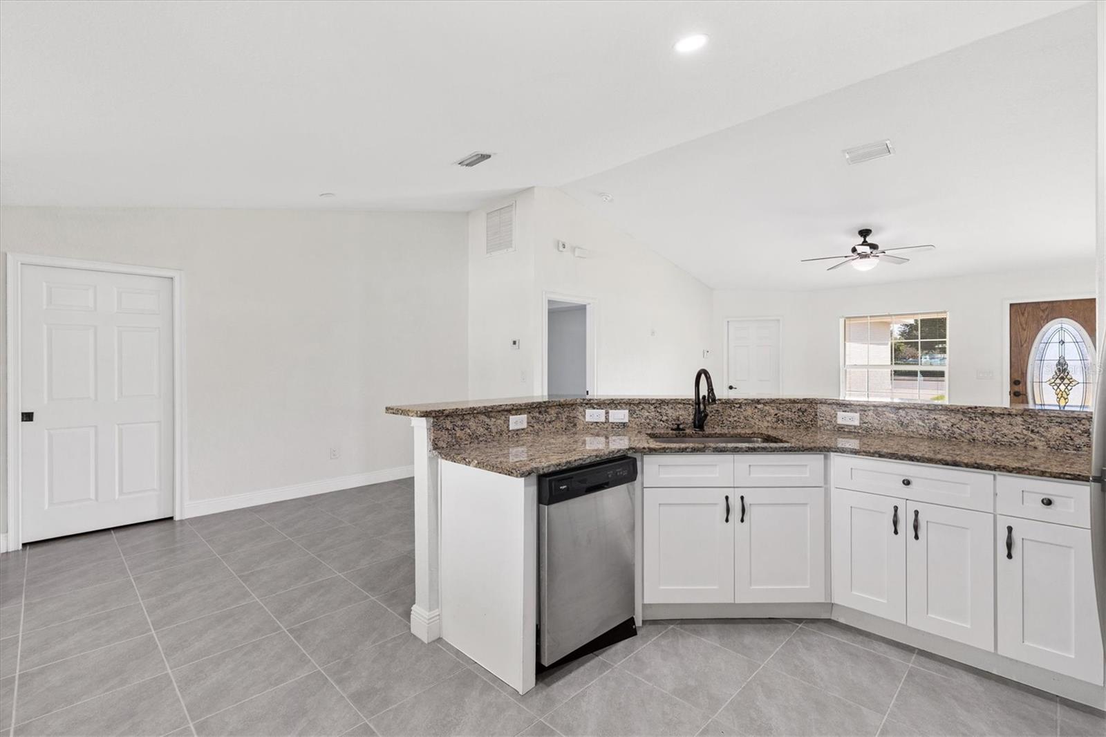 8961 SE HIGHWAY 42, SUMMERFIELD, FL, 34491