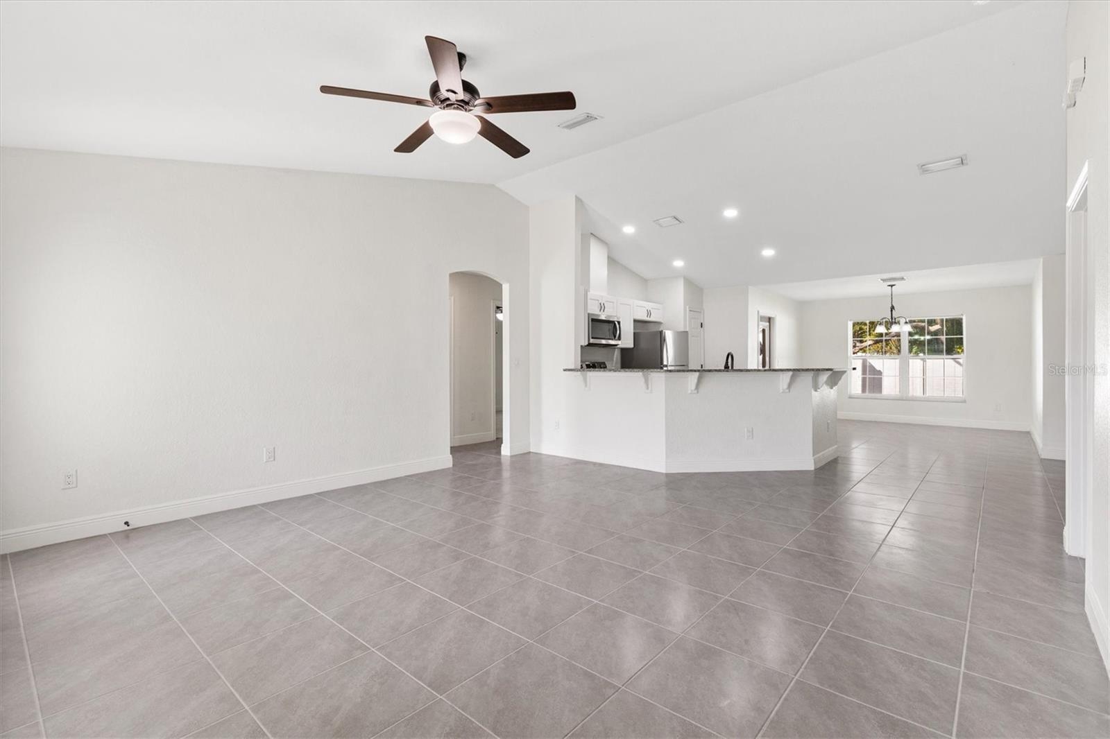 8961 SE HIGHWAY 42, SUMMERFIELD, FL, 34491