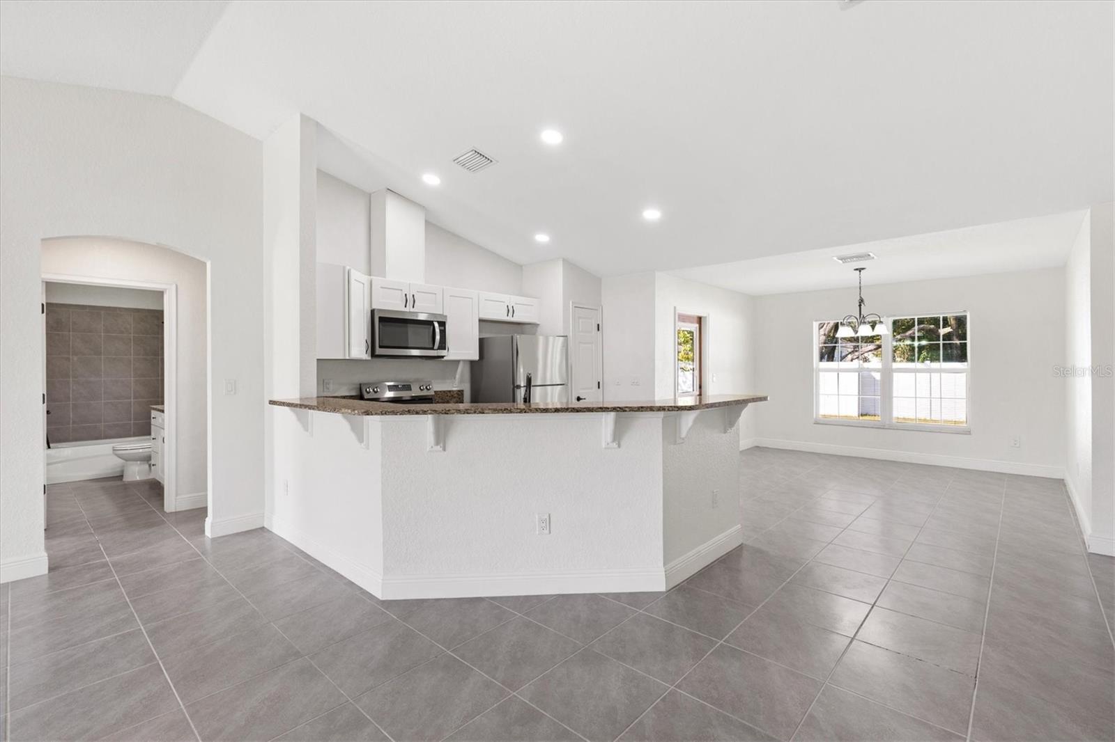 8961 SE HIGHWAY 42, SUMMERFIELD, FL, 34491