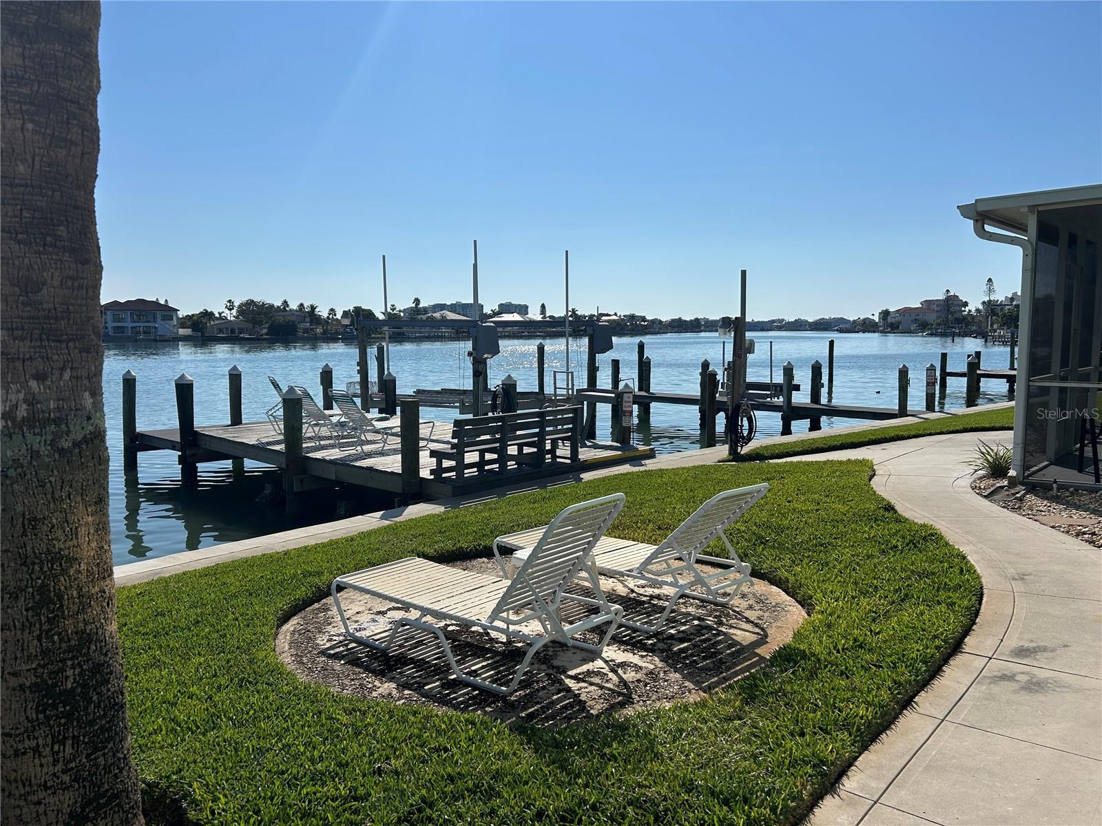 125 104TH AVE #2, TREASURE ISLAND, FL, 33706