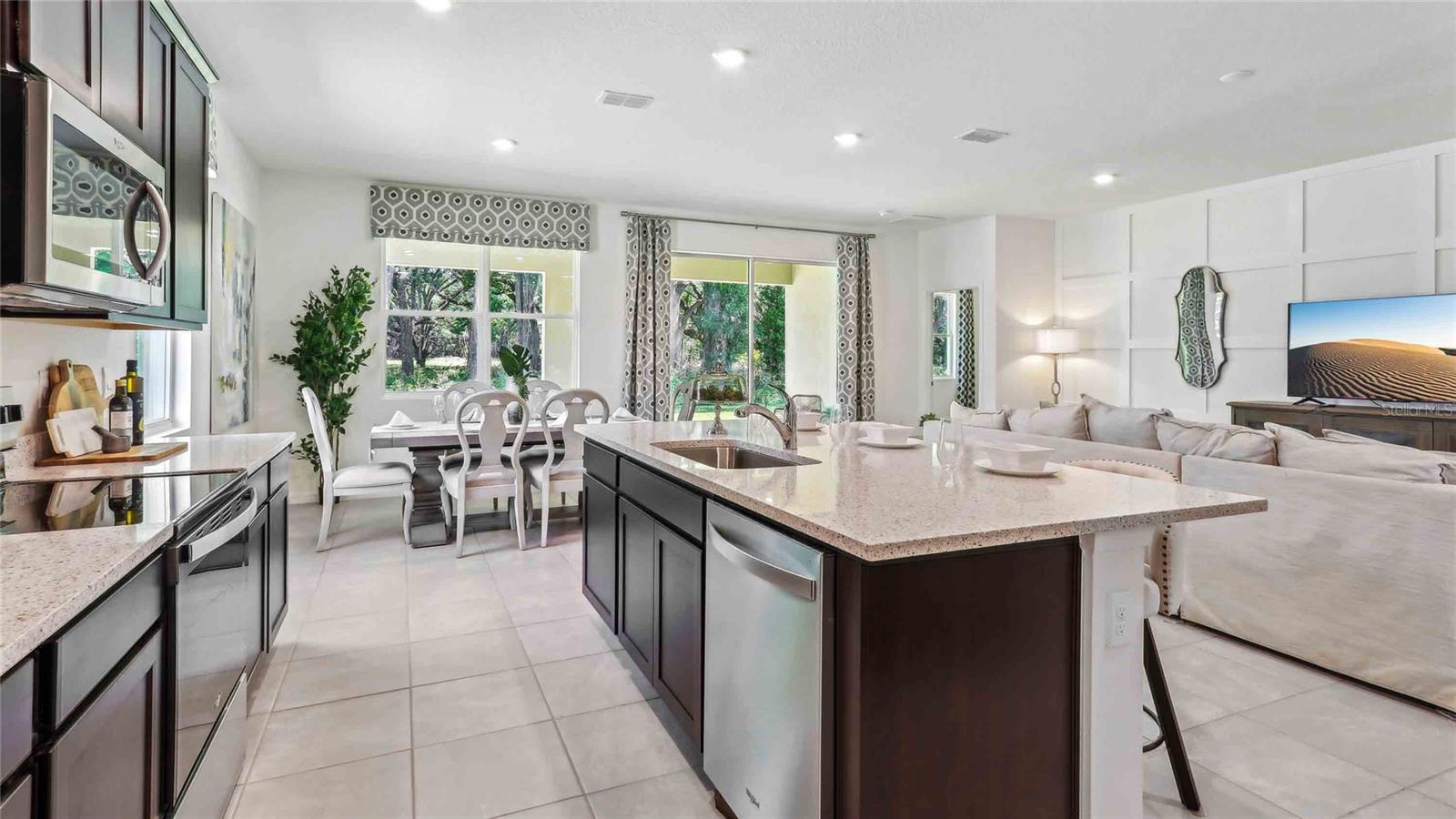 8775 PINECREST TRL, WILDWOOD, FL, 34785