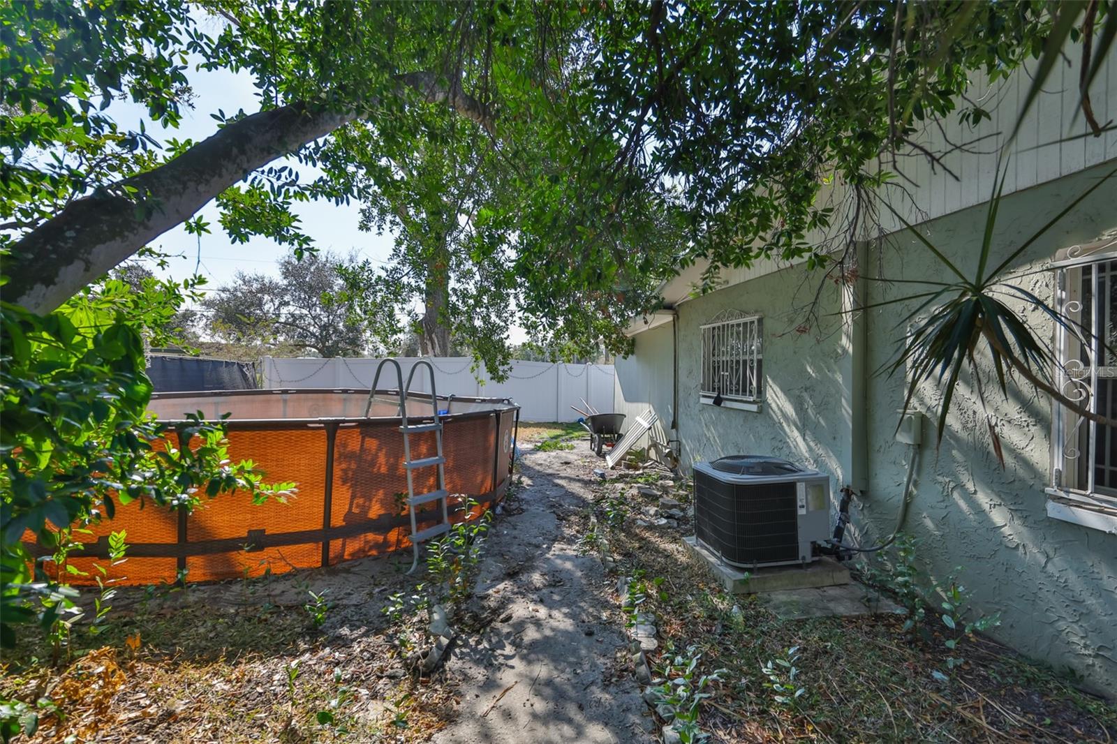 3901 N CLEARFIELD AVE, TAMPA, FL, 33603