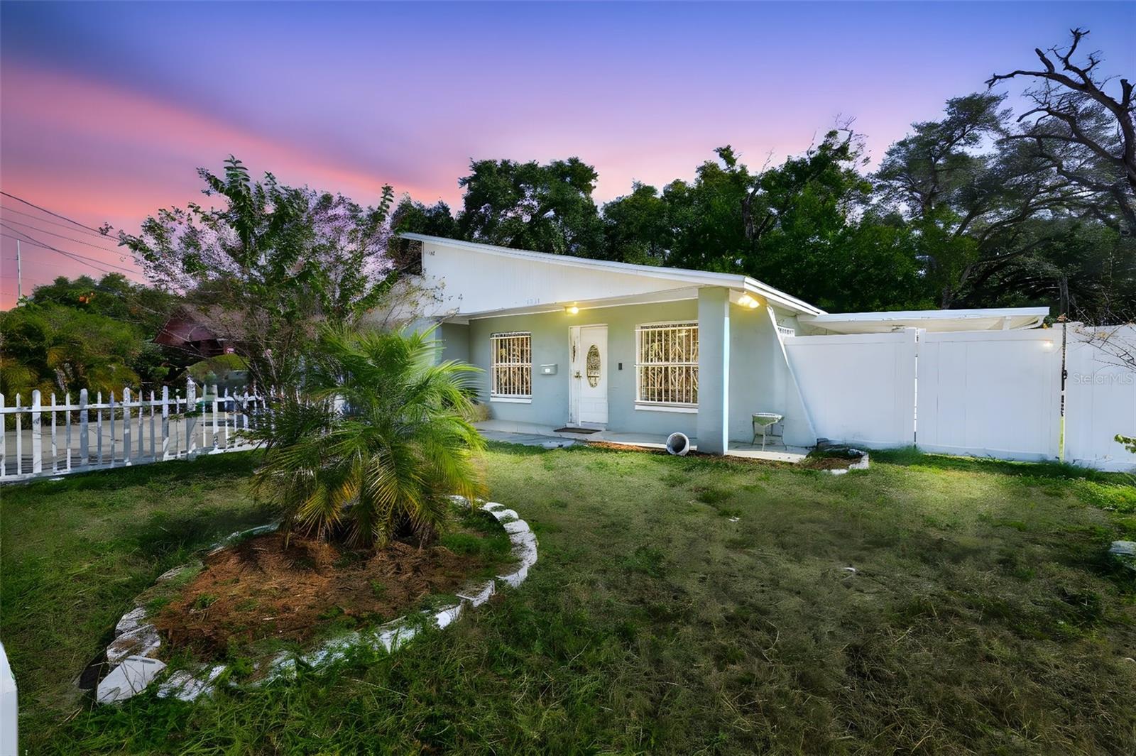 3901 N CLEARFIELD AVE, TAMPA, FL, 33603