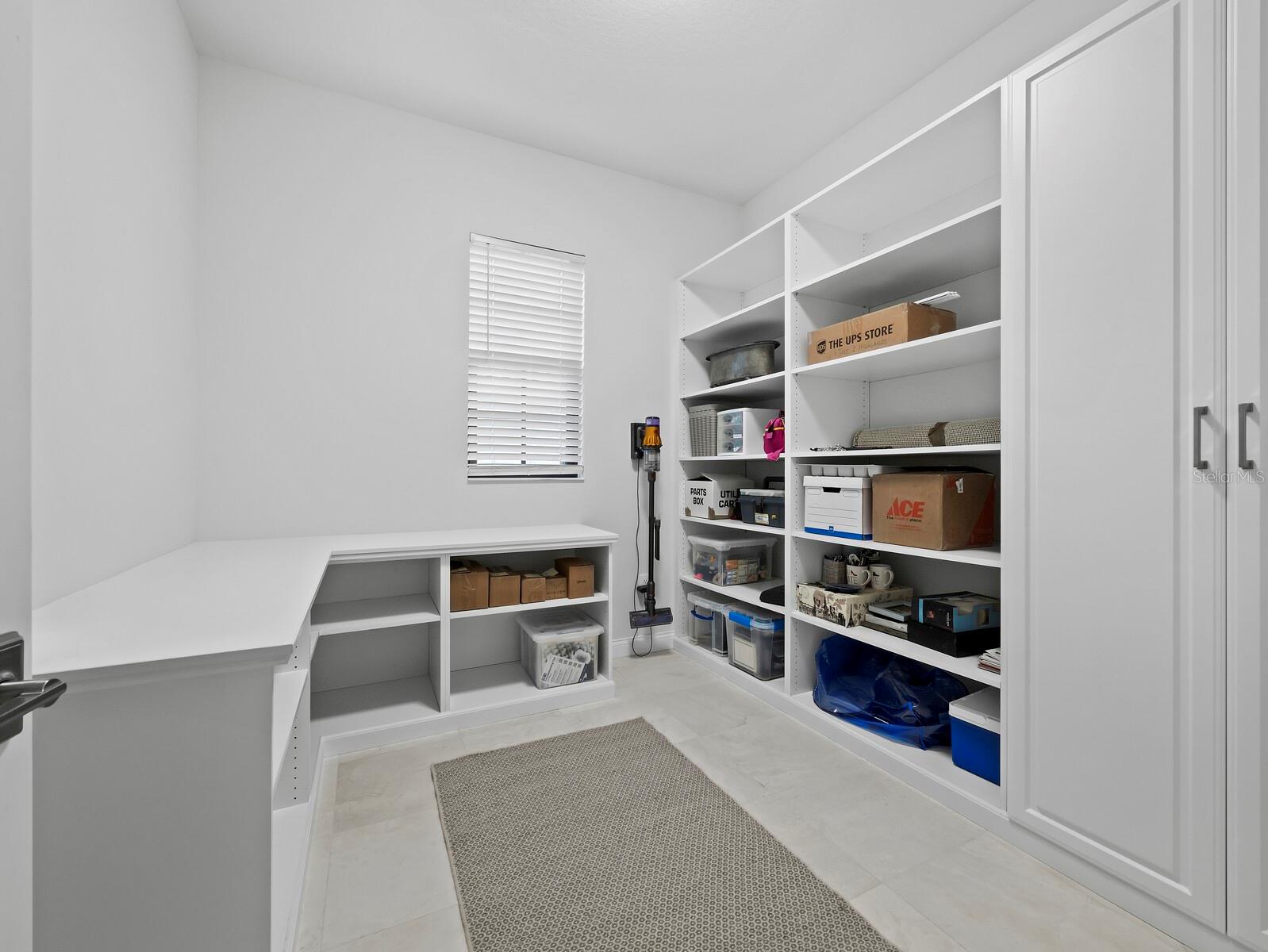 A4672806 Property Photo