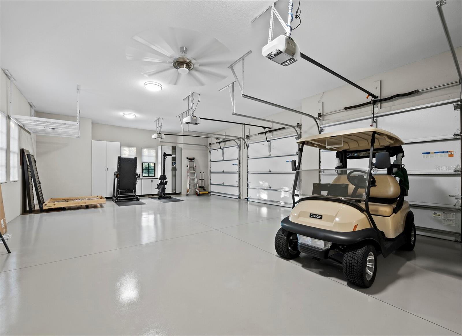 A4672806 Property Photo