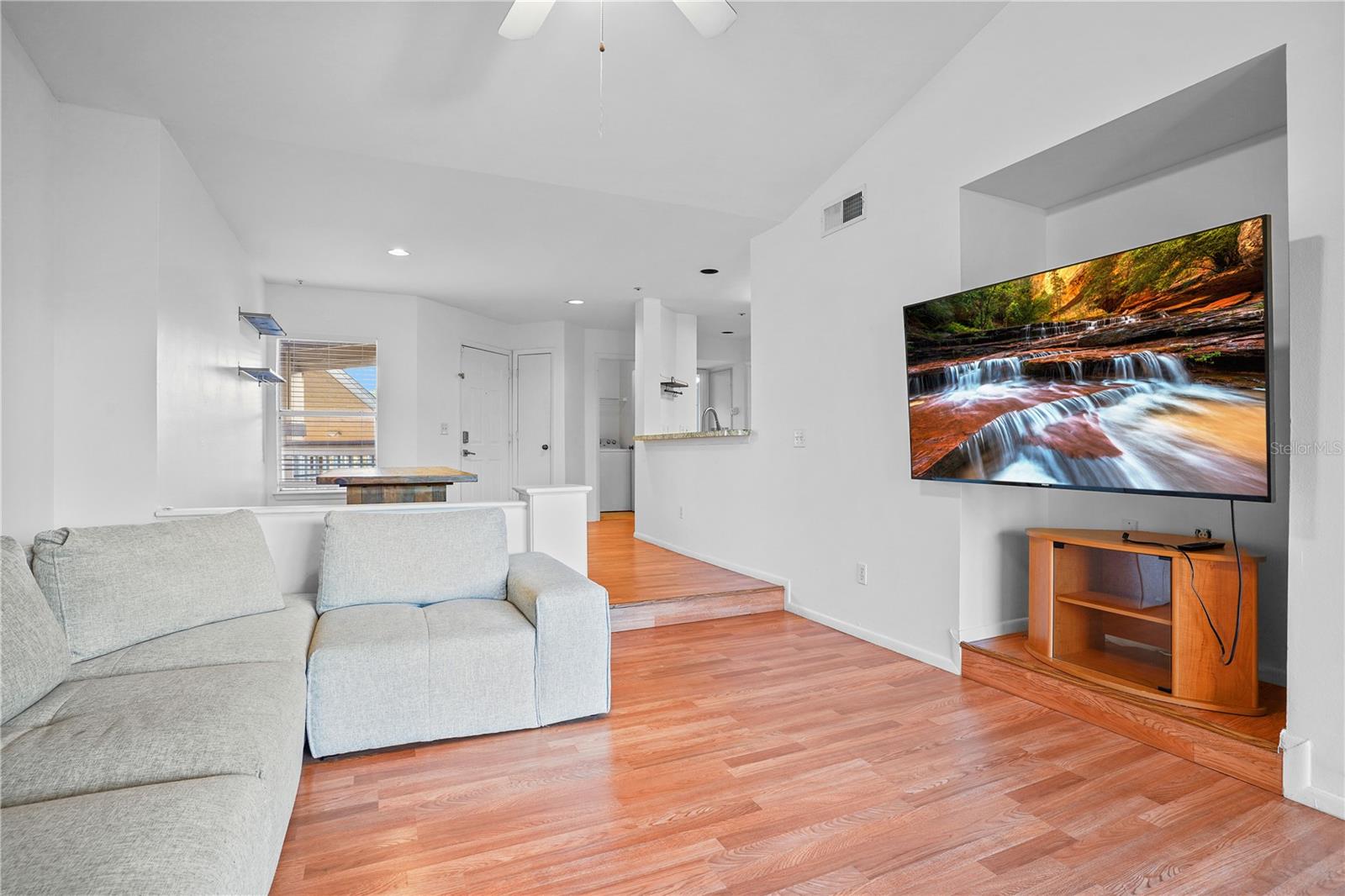 494 N PIN OAK PL #302, LONGWOOD, FL, 32779