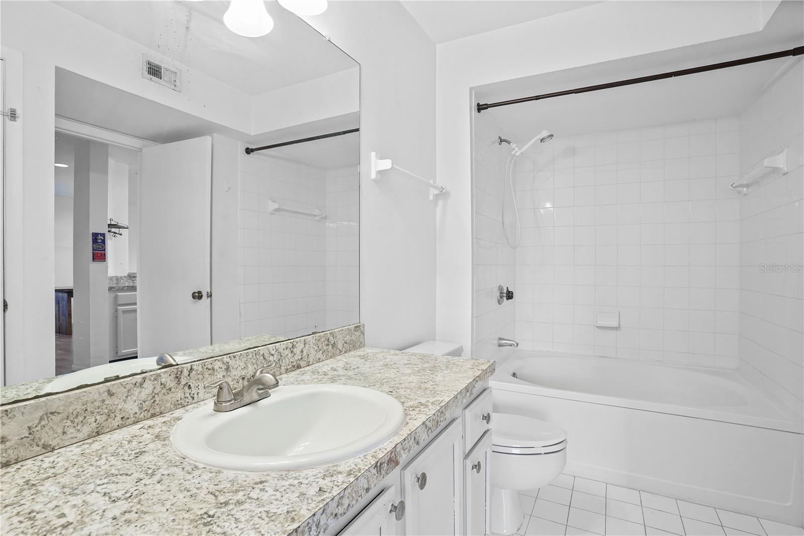 494 N PIN OAK PL #302, LONGWOOD, FL, 32779