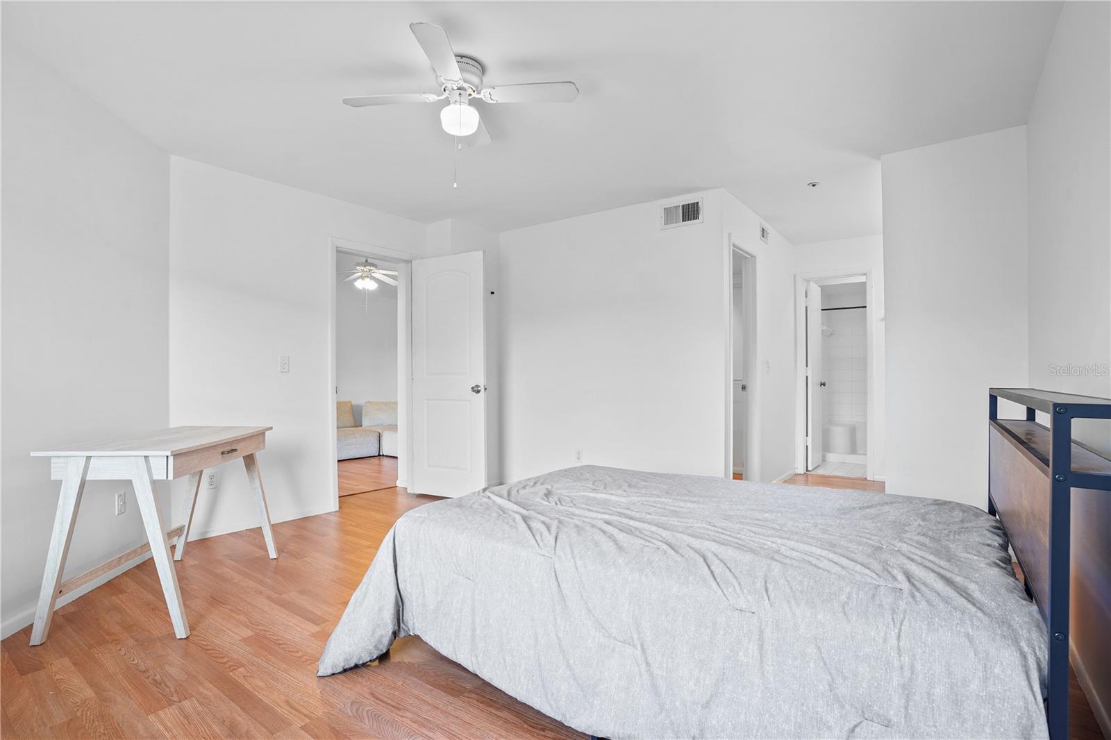 494 N PIN OAK PL #302, LONGWOOD, FL, 32779