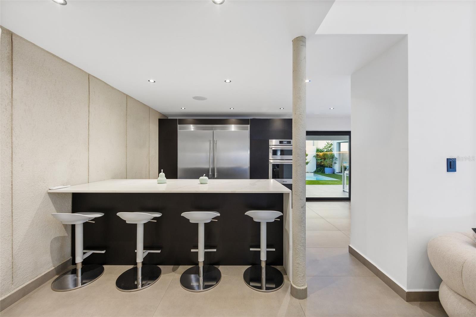 PR9117513 Property Photo