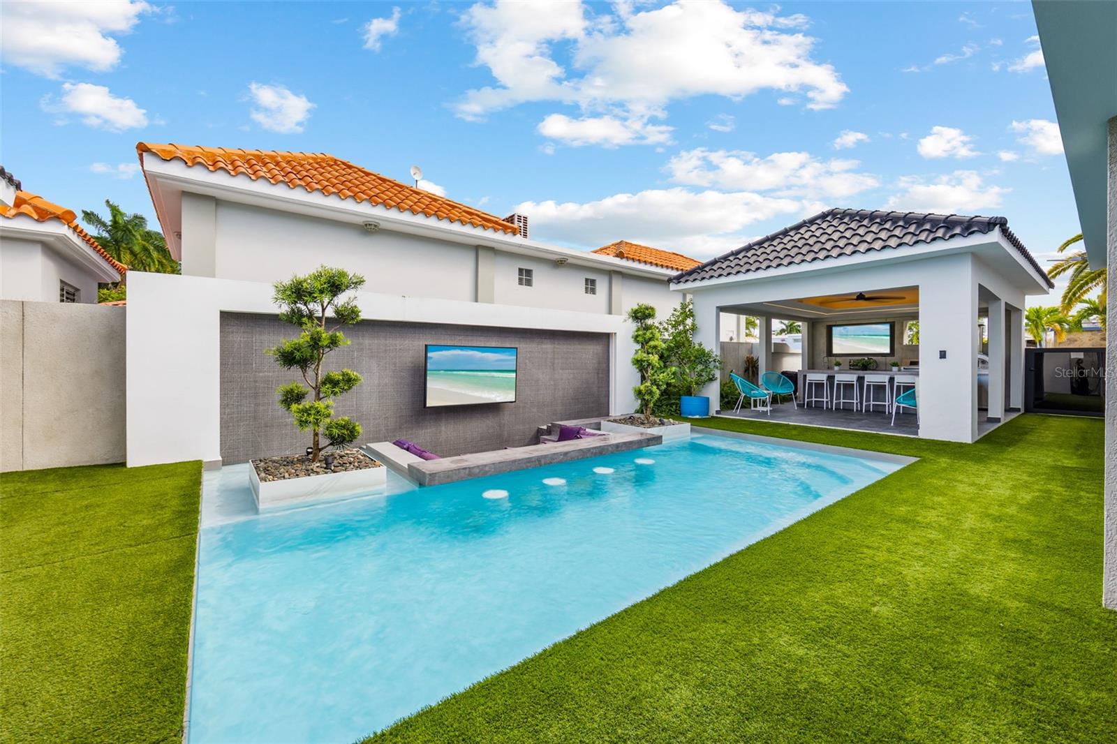 PR9117513 Property Photo