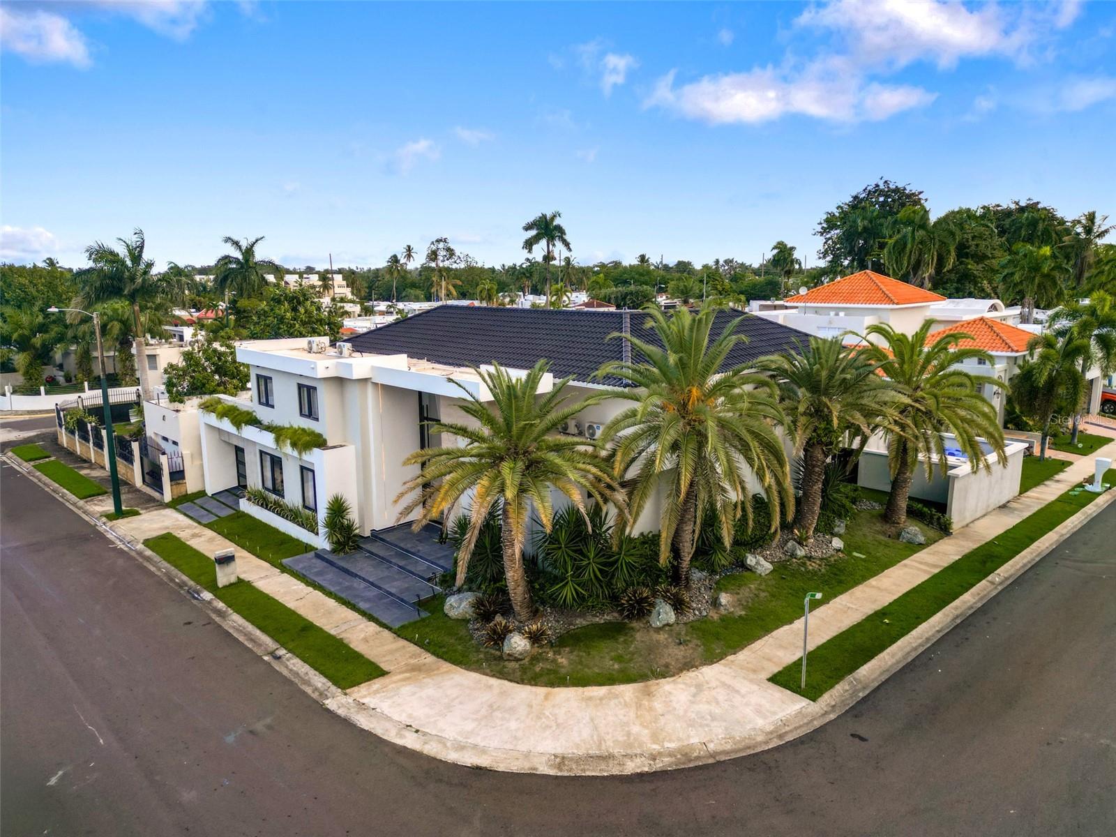 PR9117513 Property Photo