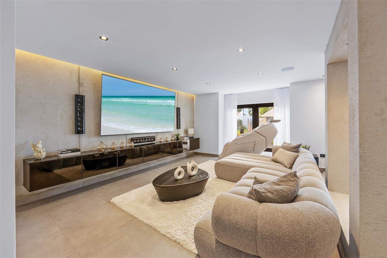 PR9117513 Property Photo