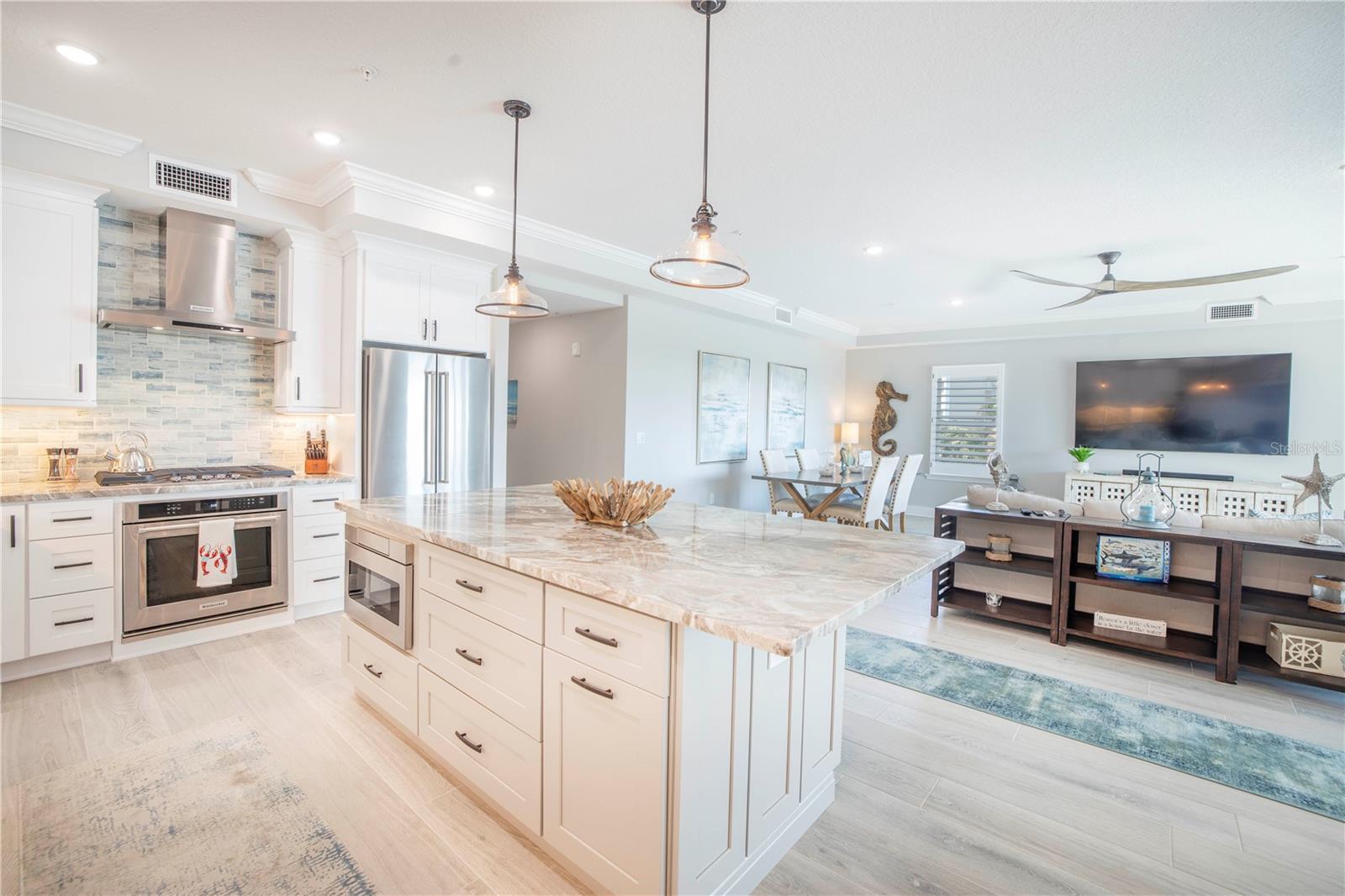 19505 GULF BLVD #304, INDIAN SHORES, FL, 33785