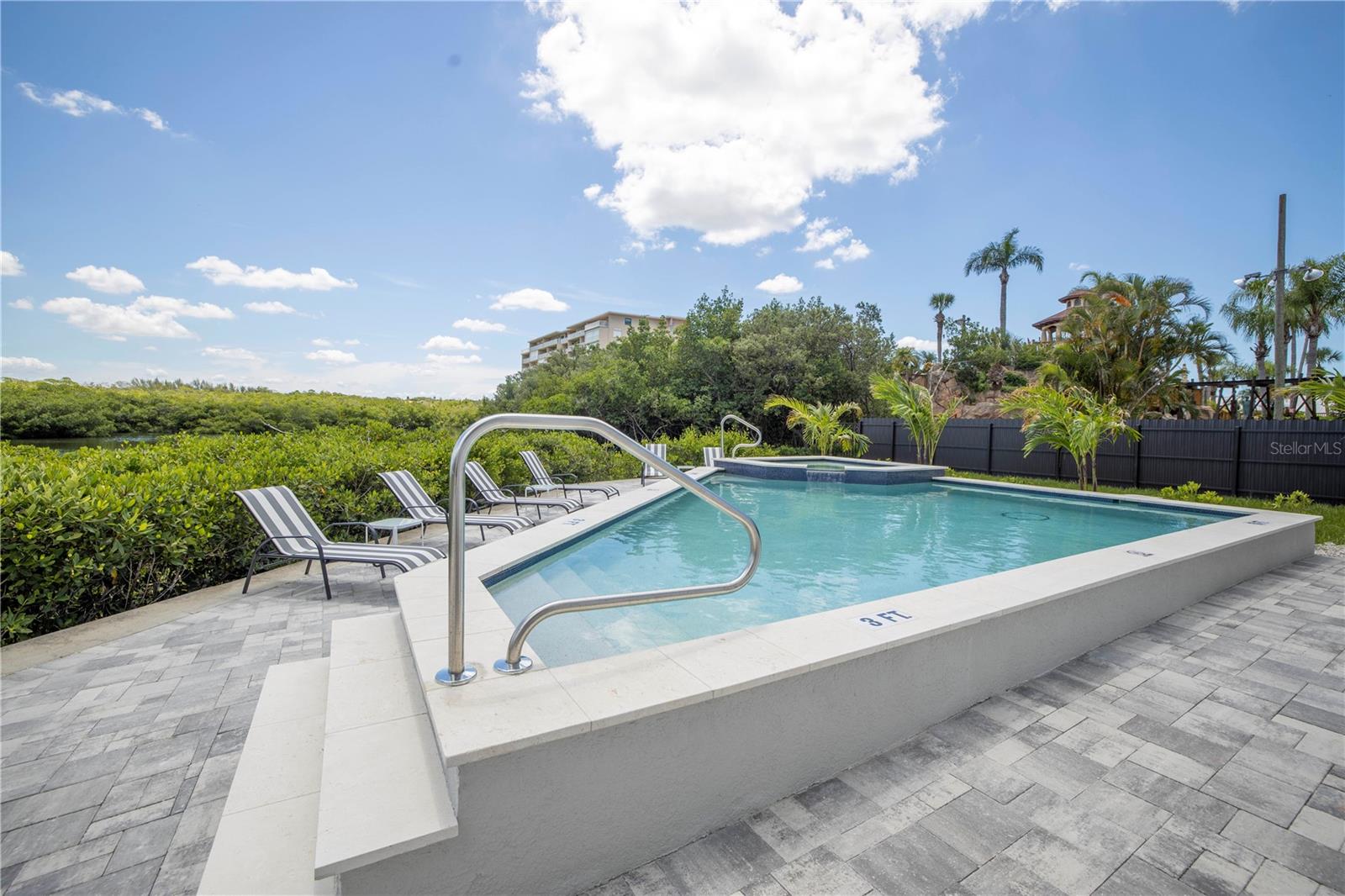 19505 GULF BLVD #304, INDIAN SHORES, FL, 33785