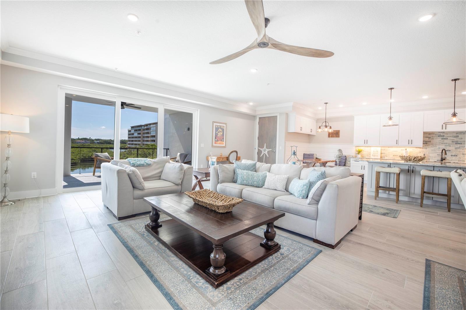 19505 GULF BLVD #304, INDIAN SHORES, FL, 33785