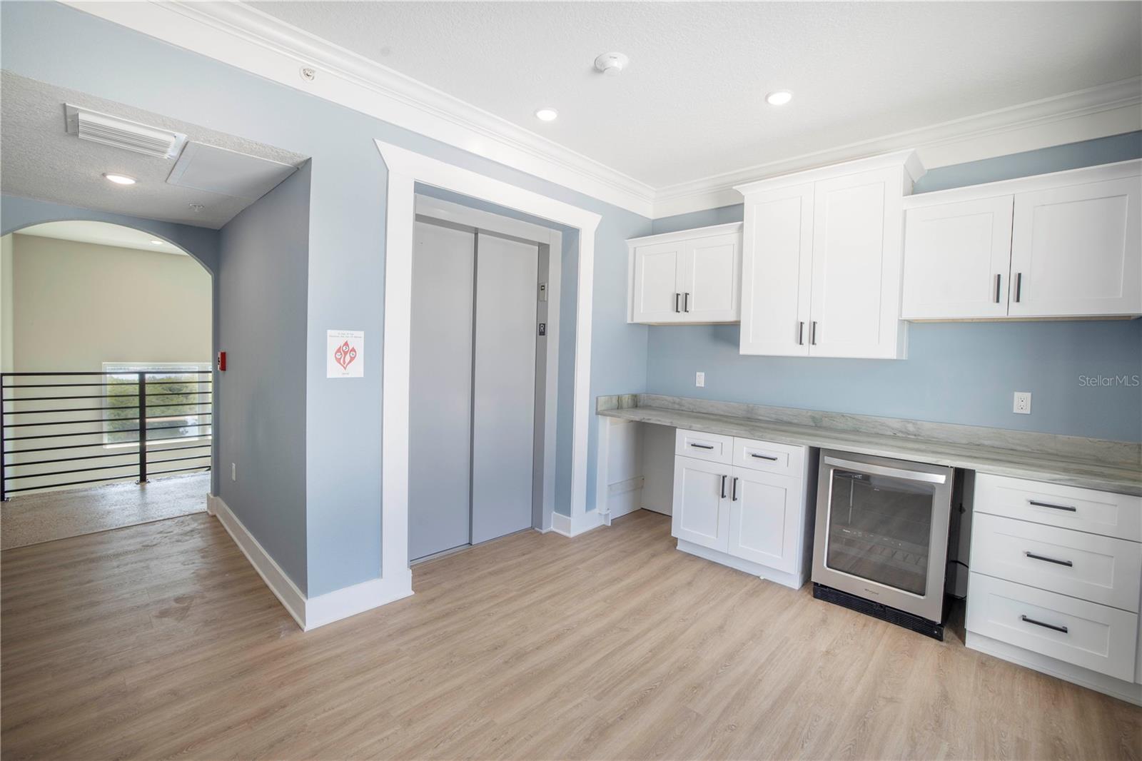 19505 GULF BLVD #304, INDIAN SHORES, FL, 33785