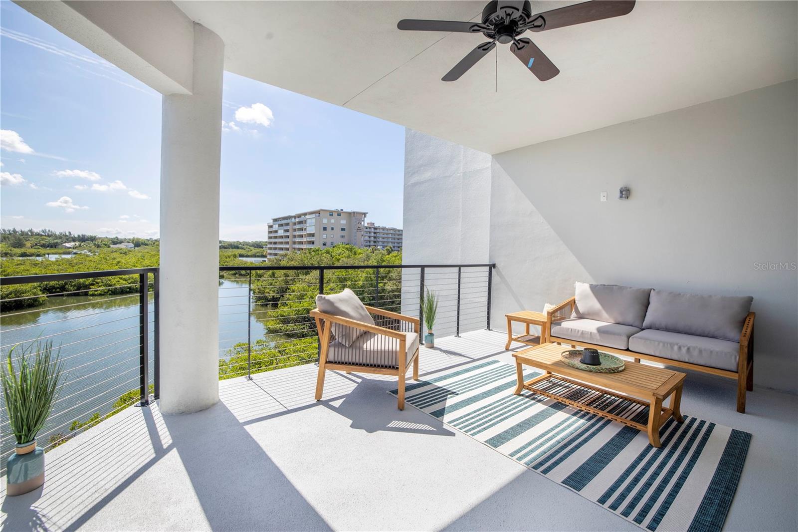 19505 GULF BLVD #304, INDIAN SHORES, FL, 33785