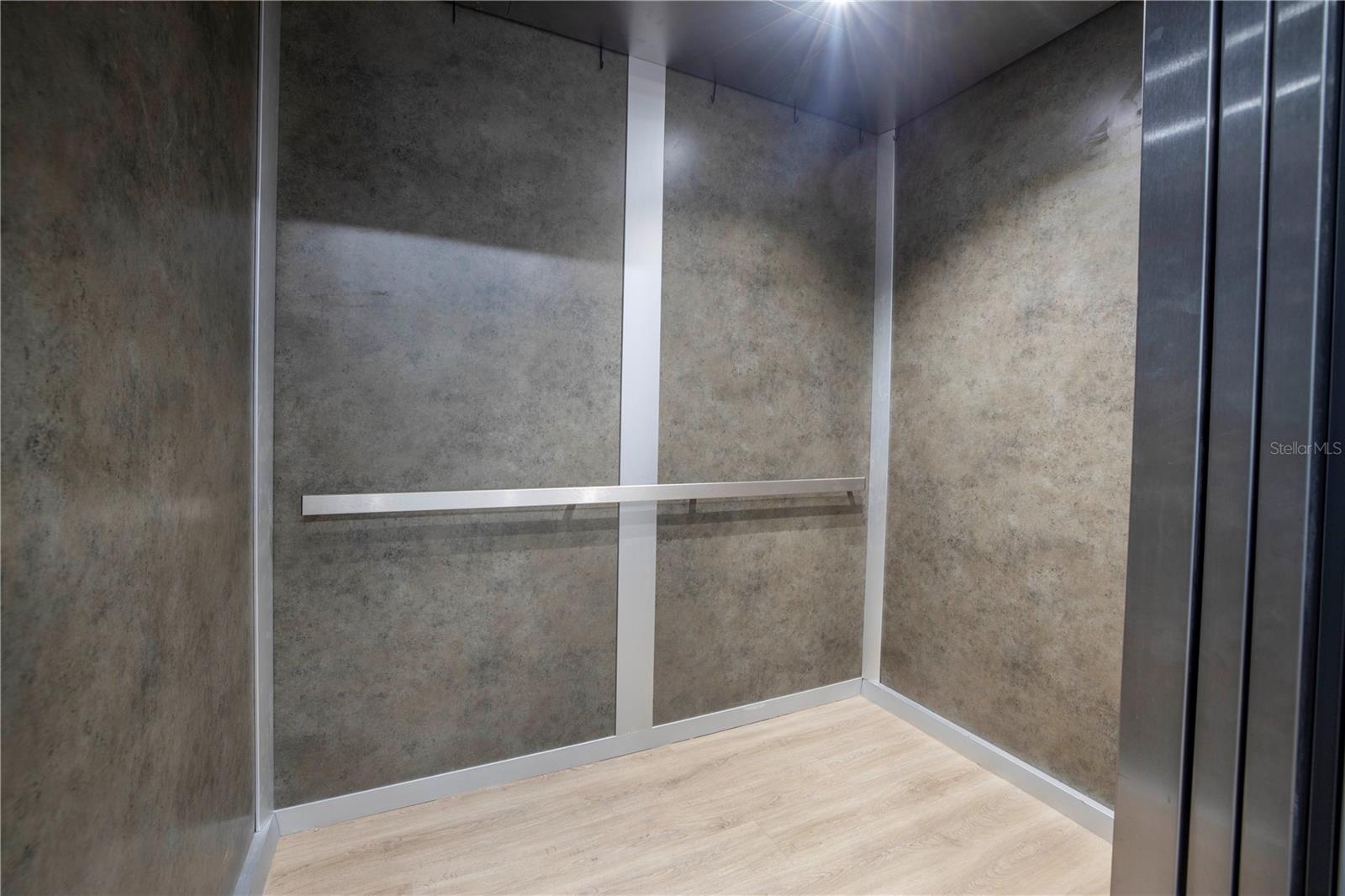 19505 GULF BLVD #304, INDIAN SHORES, FL, 33785