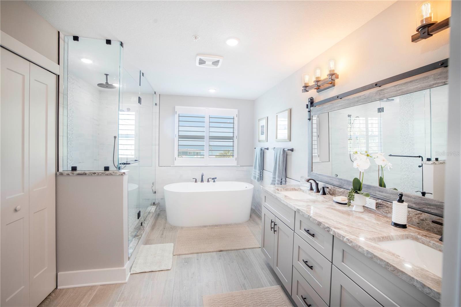 19505 GULF BLVD #304, INDIAN SHORES, FL, 33785