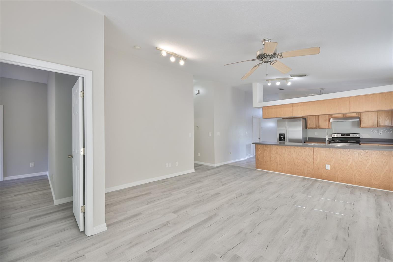 15820 N 49TH ST, CLEARWATER, FL, 33762