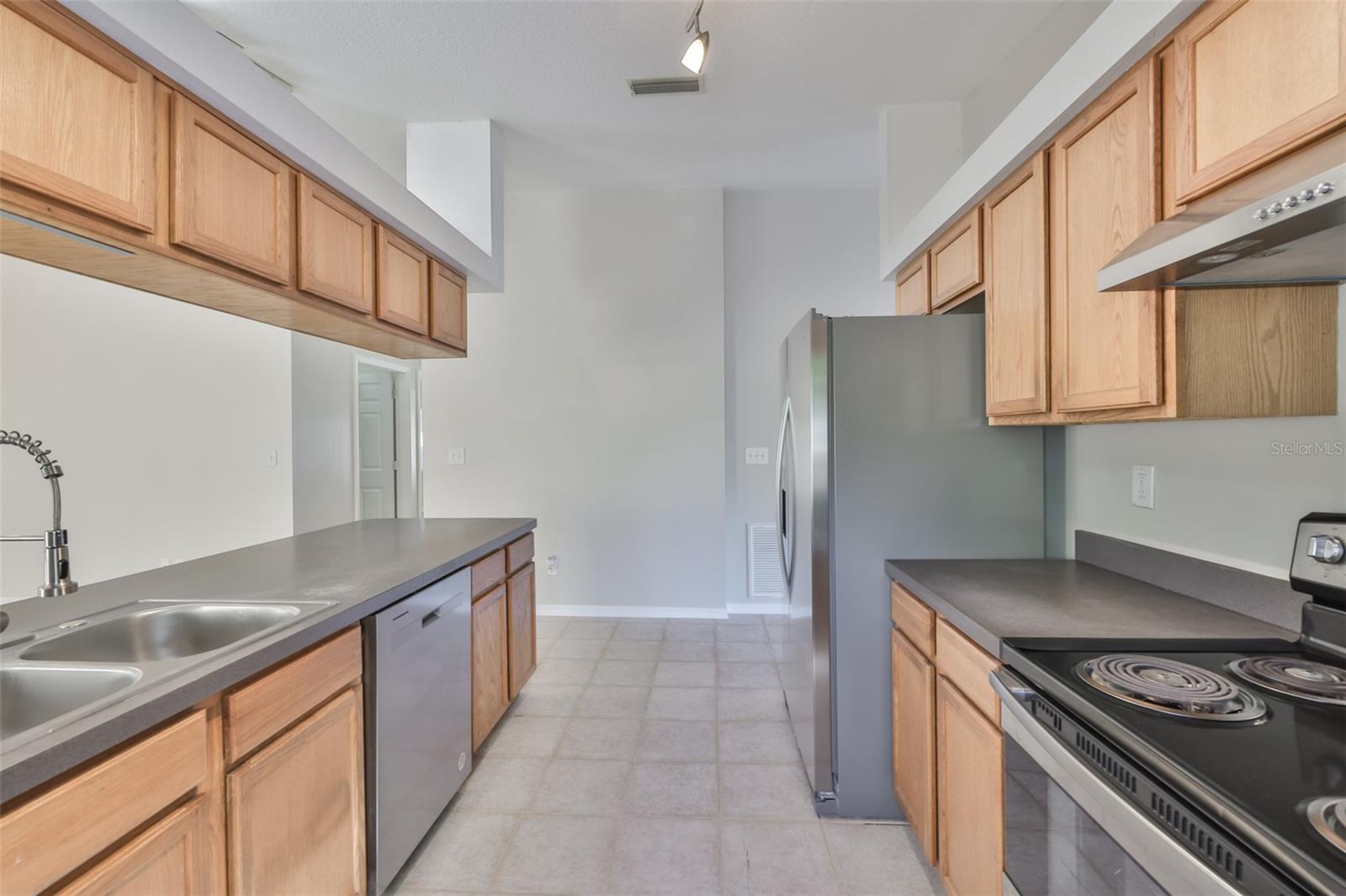 15820 N 49TH ST, CLEARWATER, FL, 33762