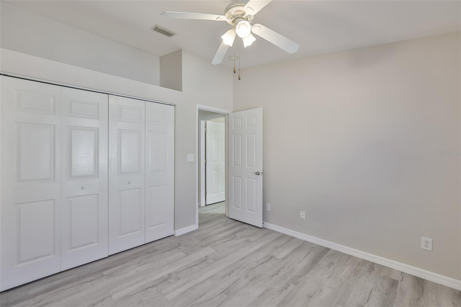 15820 N 49TH ST, CLEARWATER, FL, 33762