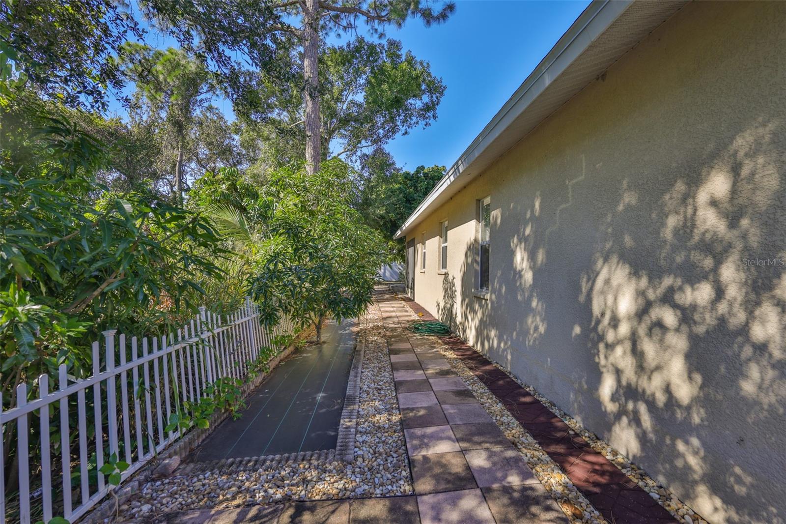 15820 N 49TH ST, CLEARWATER, FL, 33762