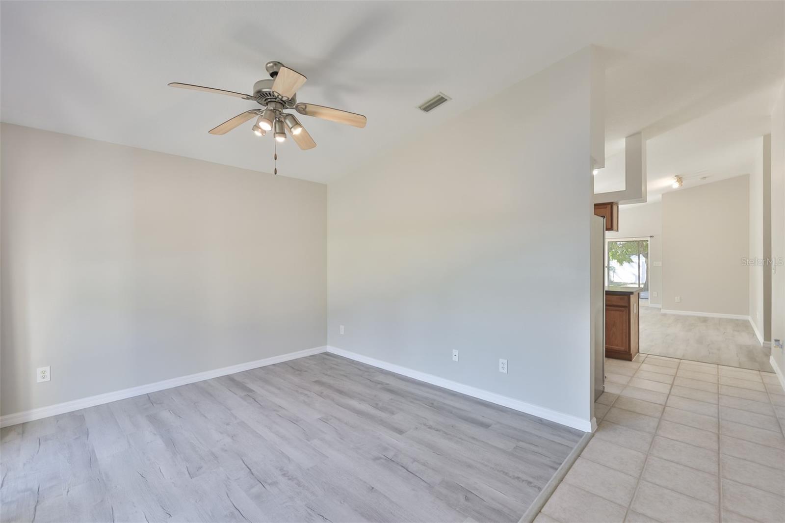 15820 N 49TH ST, CLEARWATER, FL, 33762