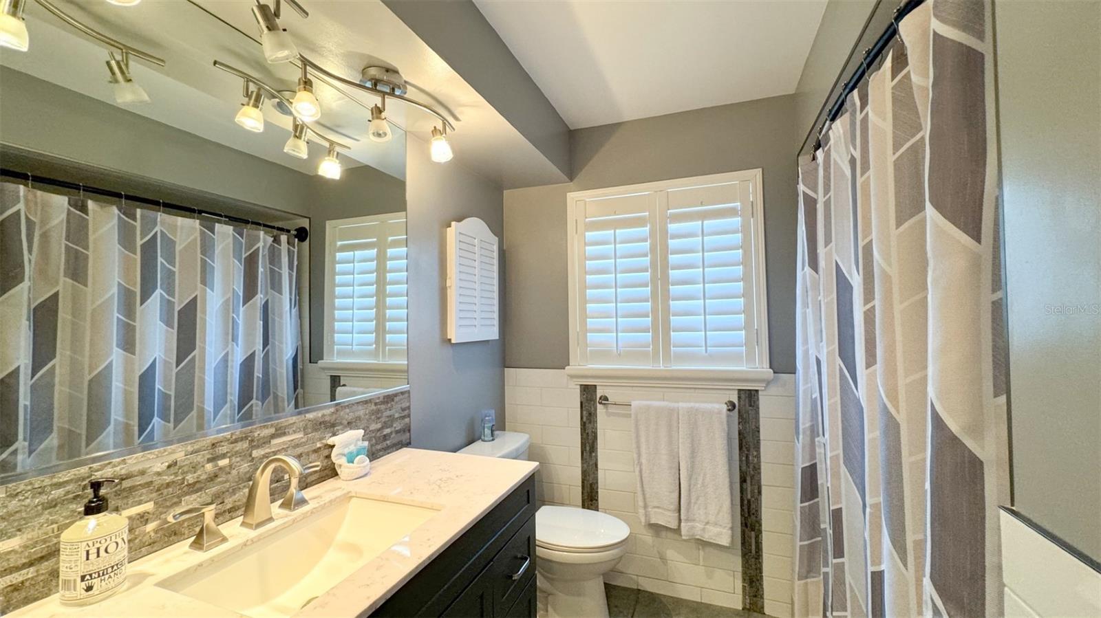 1531 HILL DR, LARGO, FL, 33770