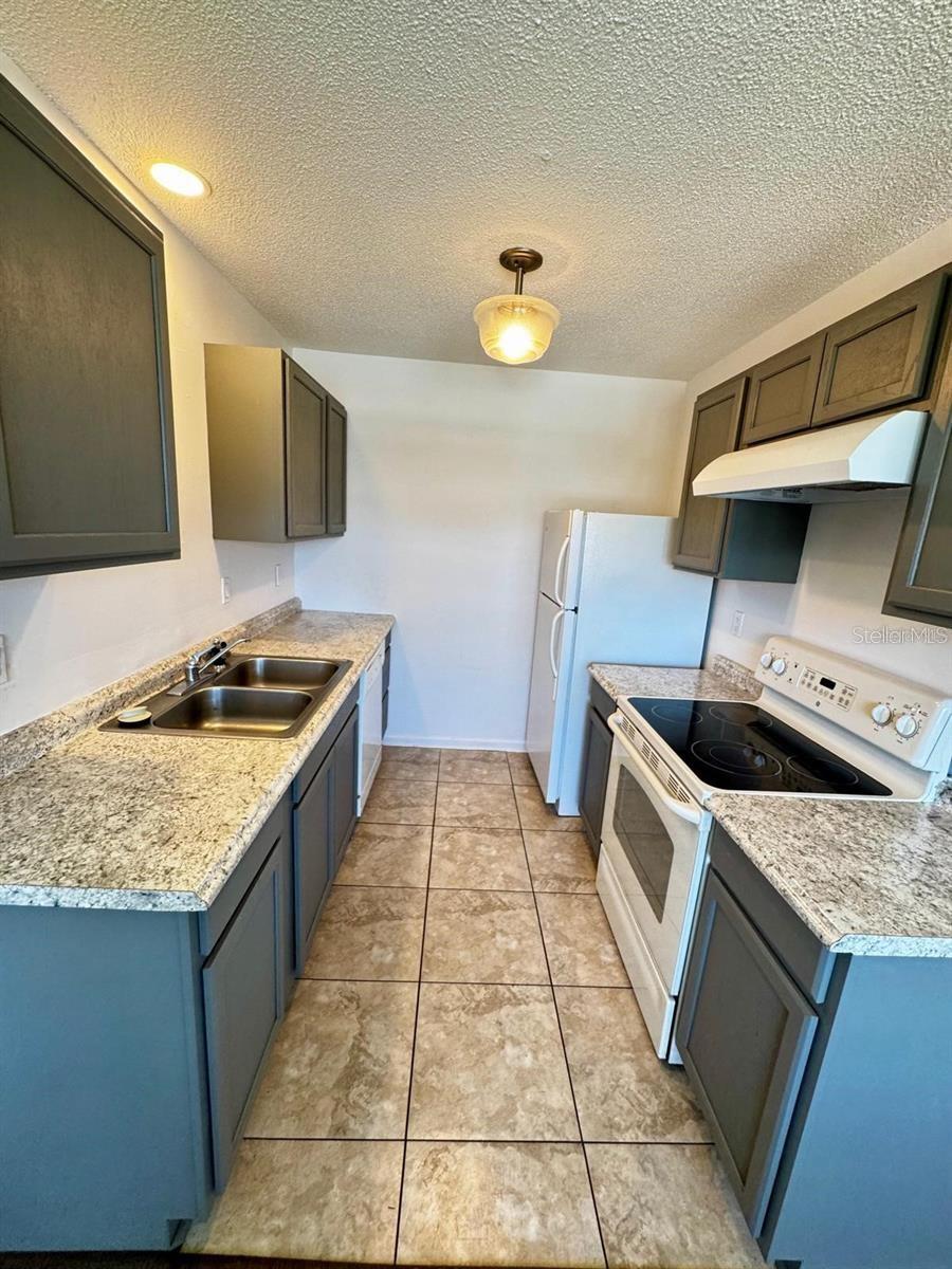 O6362215 Property Photo