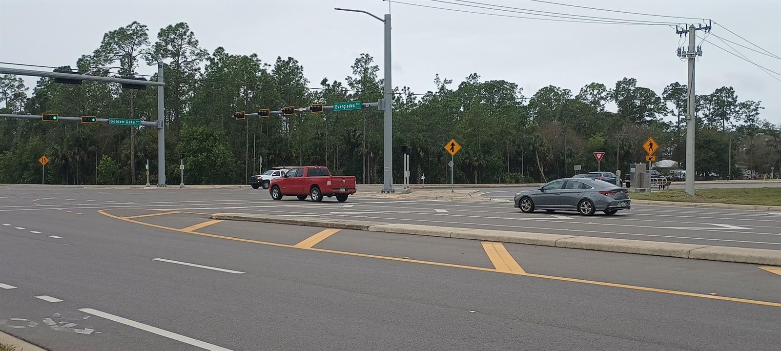 GOLDEN GATE ESTATE UNIT 92, NAPLES, FL, 34117