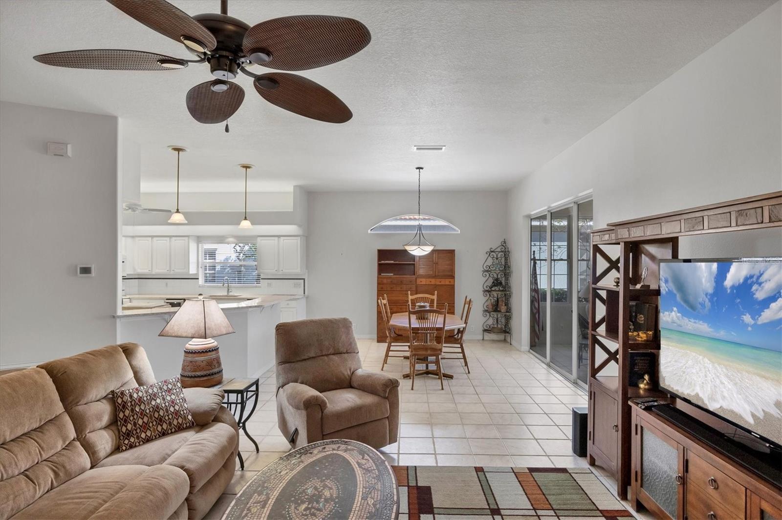 446 PINEWOOD LAKE DR, VENICE, FL, 34285