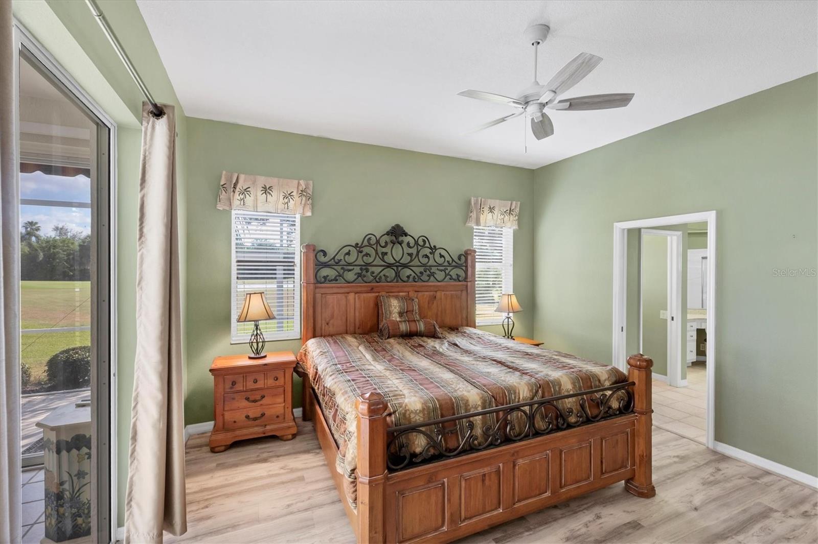 446 PINEWOOD LAKE DR, VENICE, FL, 34285