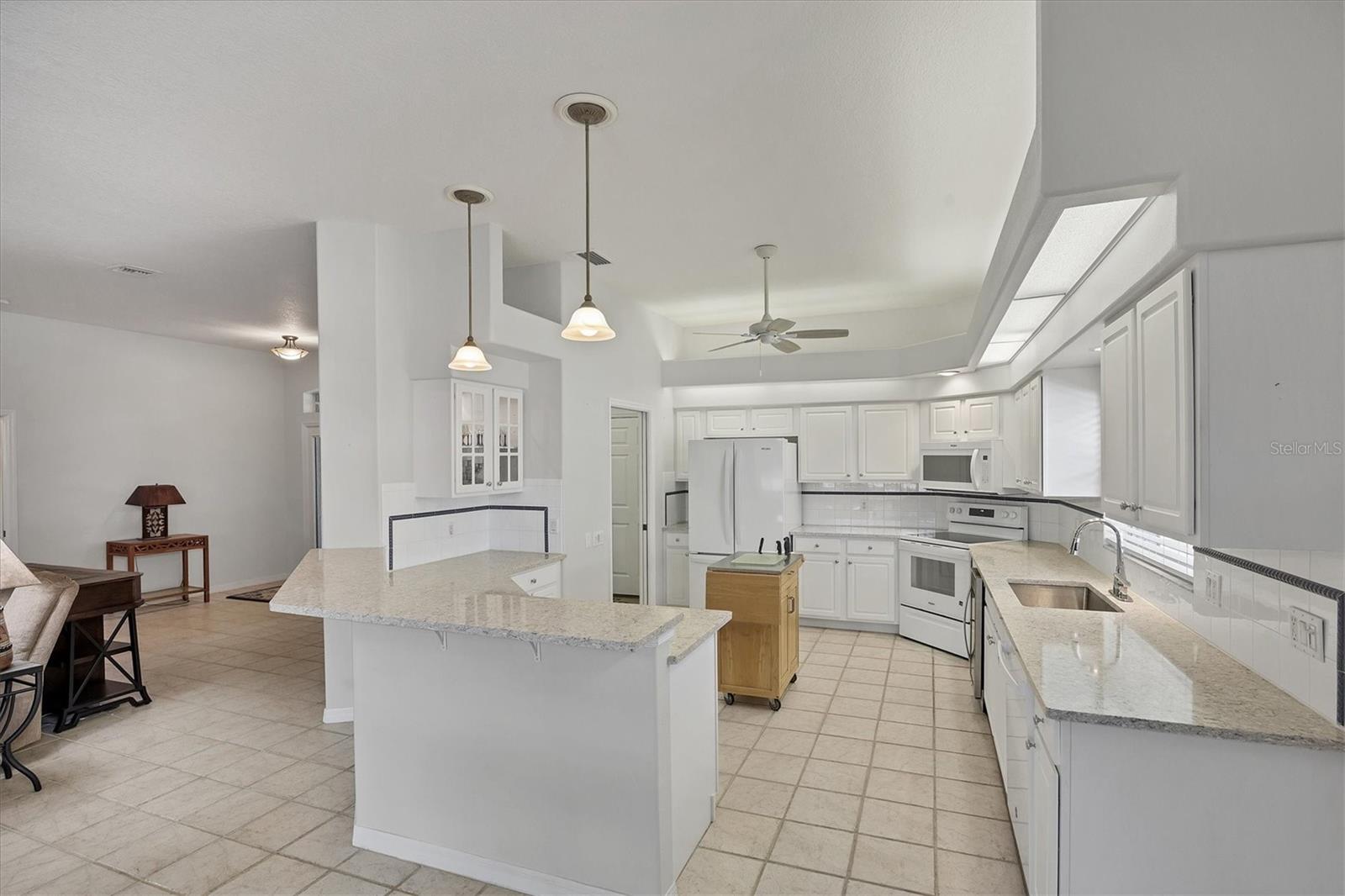 446 PINEWOOD LAKE DR, VENICE, FL, 34285