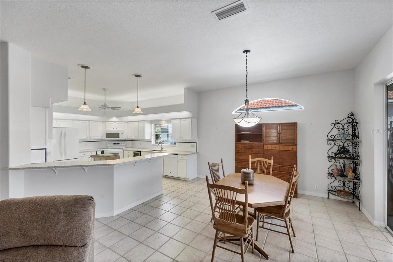 446 PINEWOOD LAKE DR, VENICE, FL, 34285