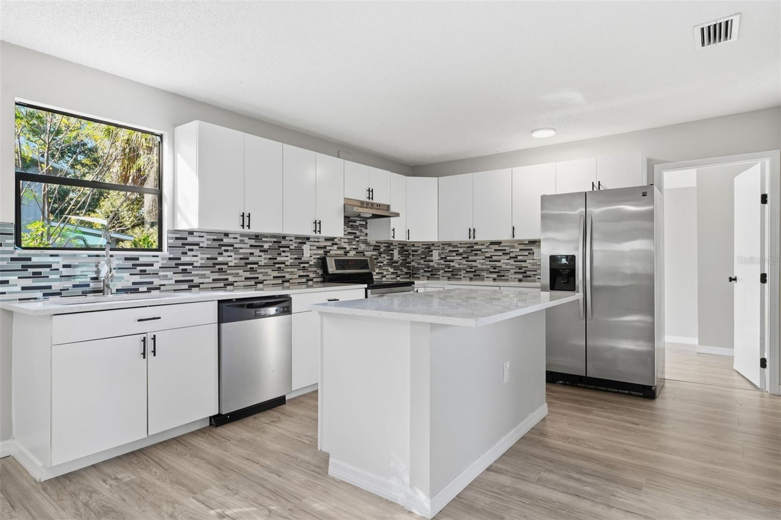 115 KENWOOD AVE, NOKOMIS, FL, 34275