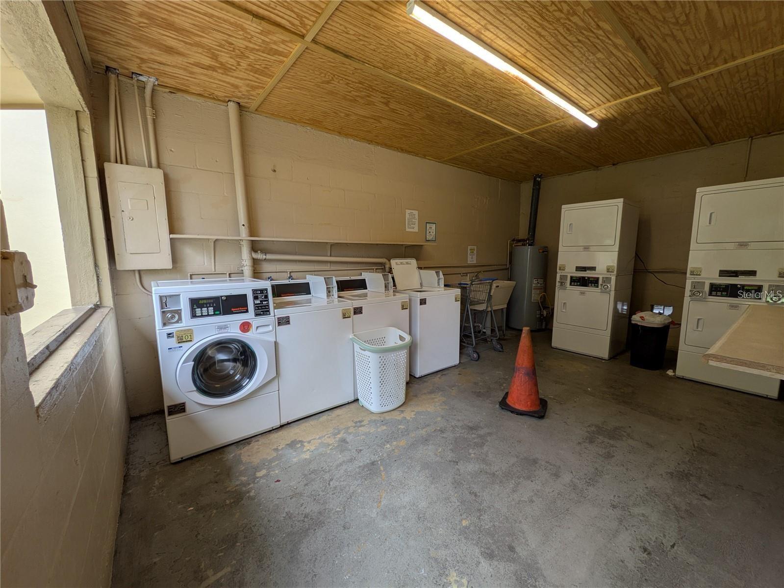 2500 HARN BLVD #B12, CLEARWATER, FL, 33764