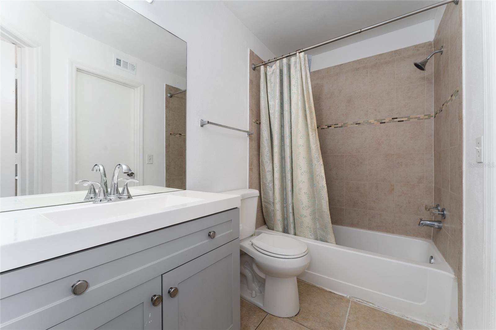 437 FOUNTAINHEAD CIR #283, KISSIMMEE, FL, 34741