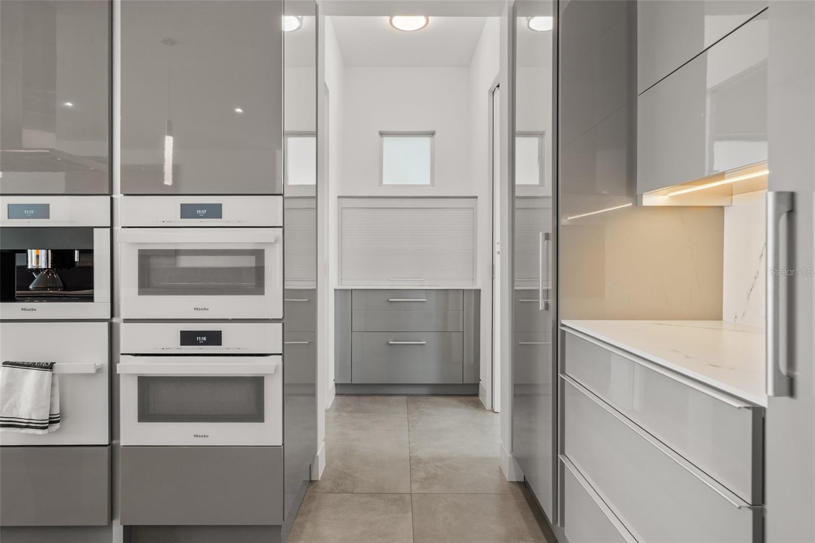 A4672827 Property Photo