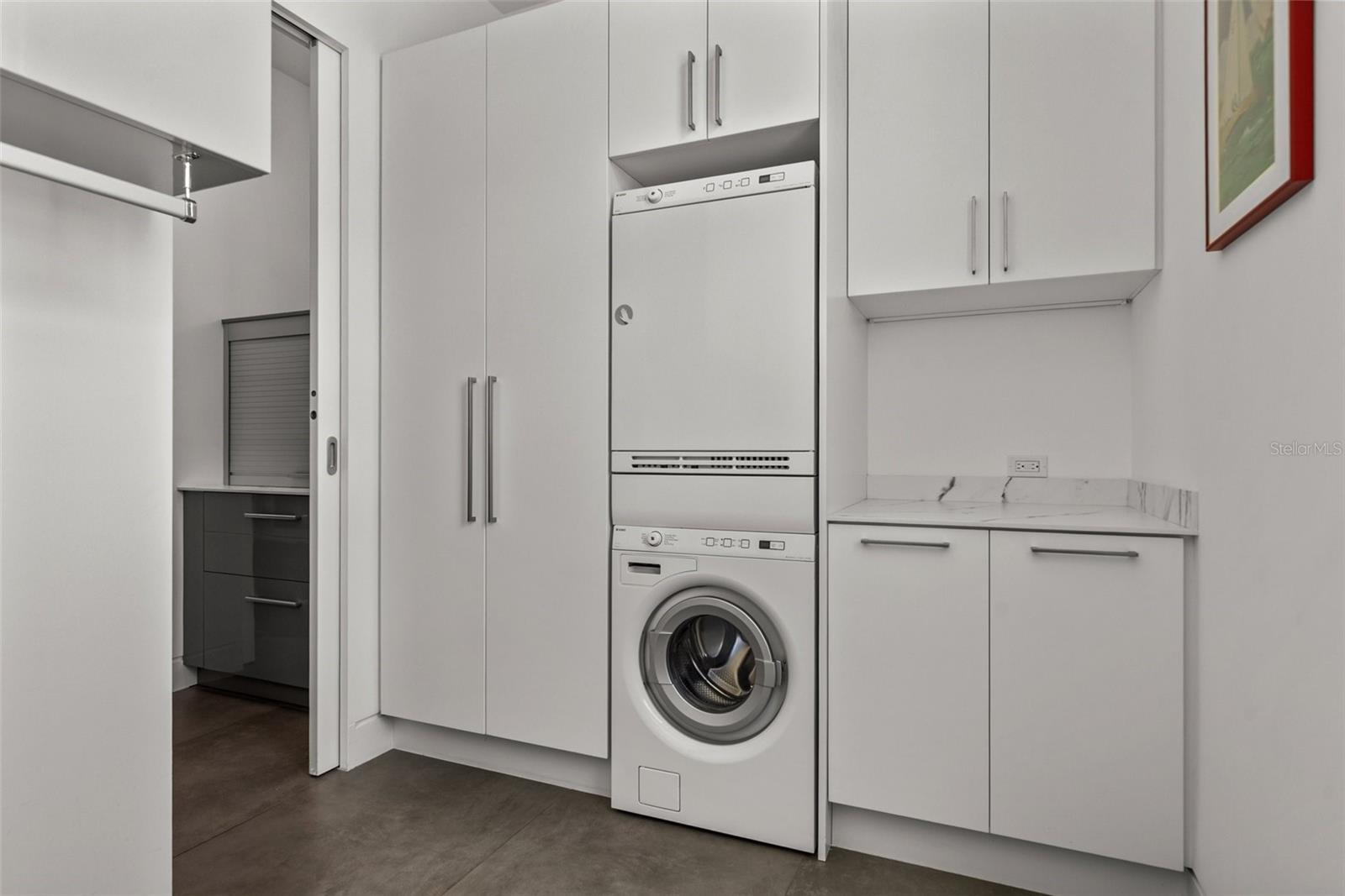 A4672827 Property Photo