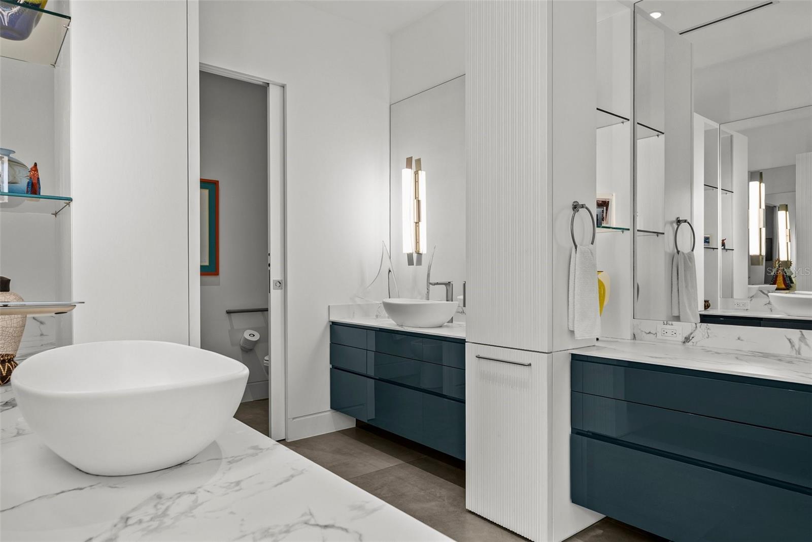 A4672827 Property Photo