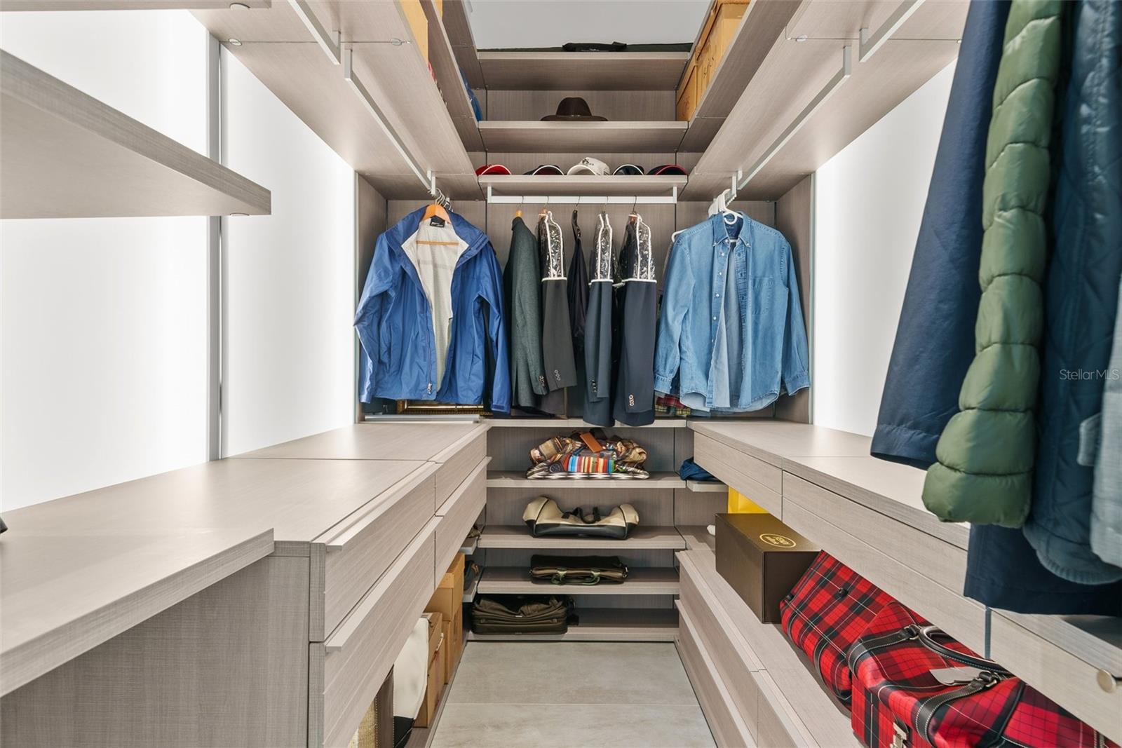 A4672827 Property Photo