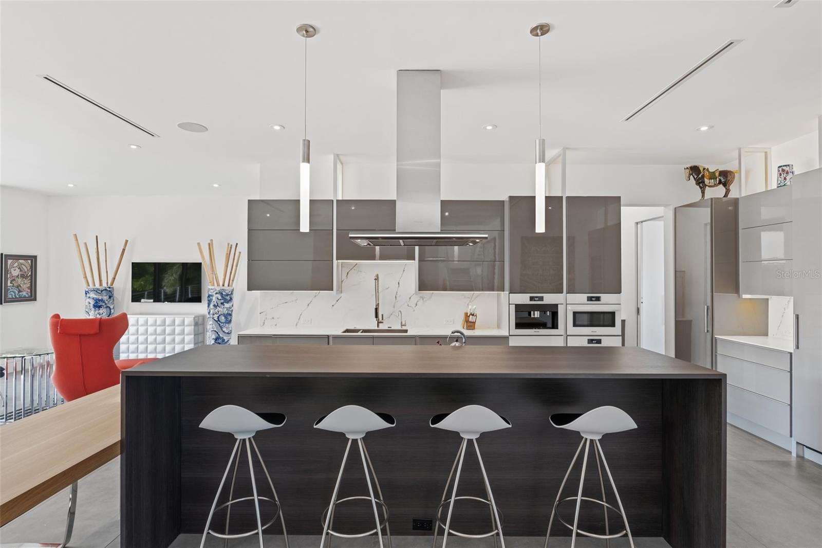 A4672827 Property Photo