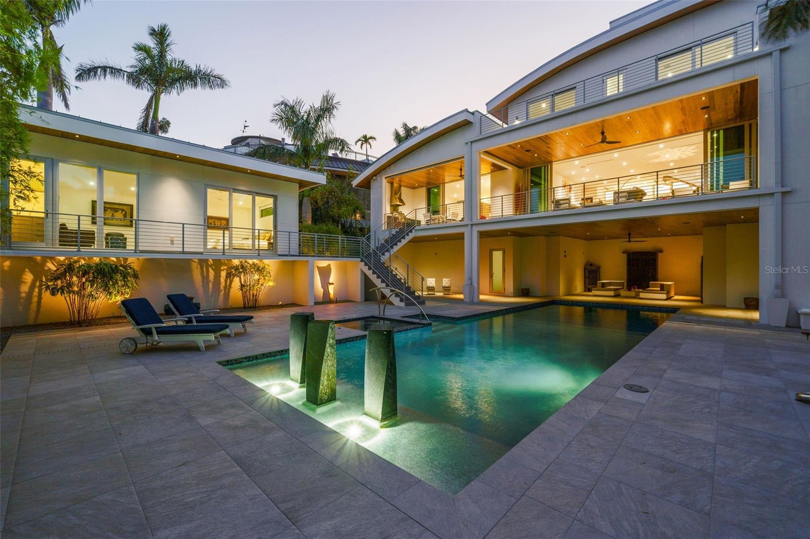 A4672827 Property Photo